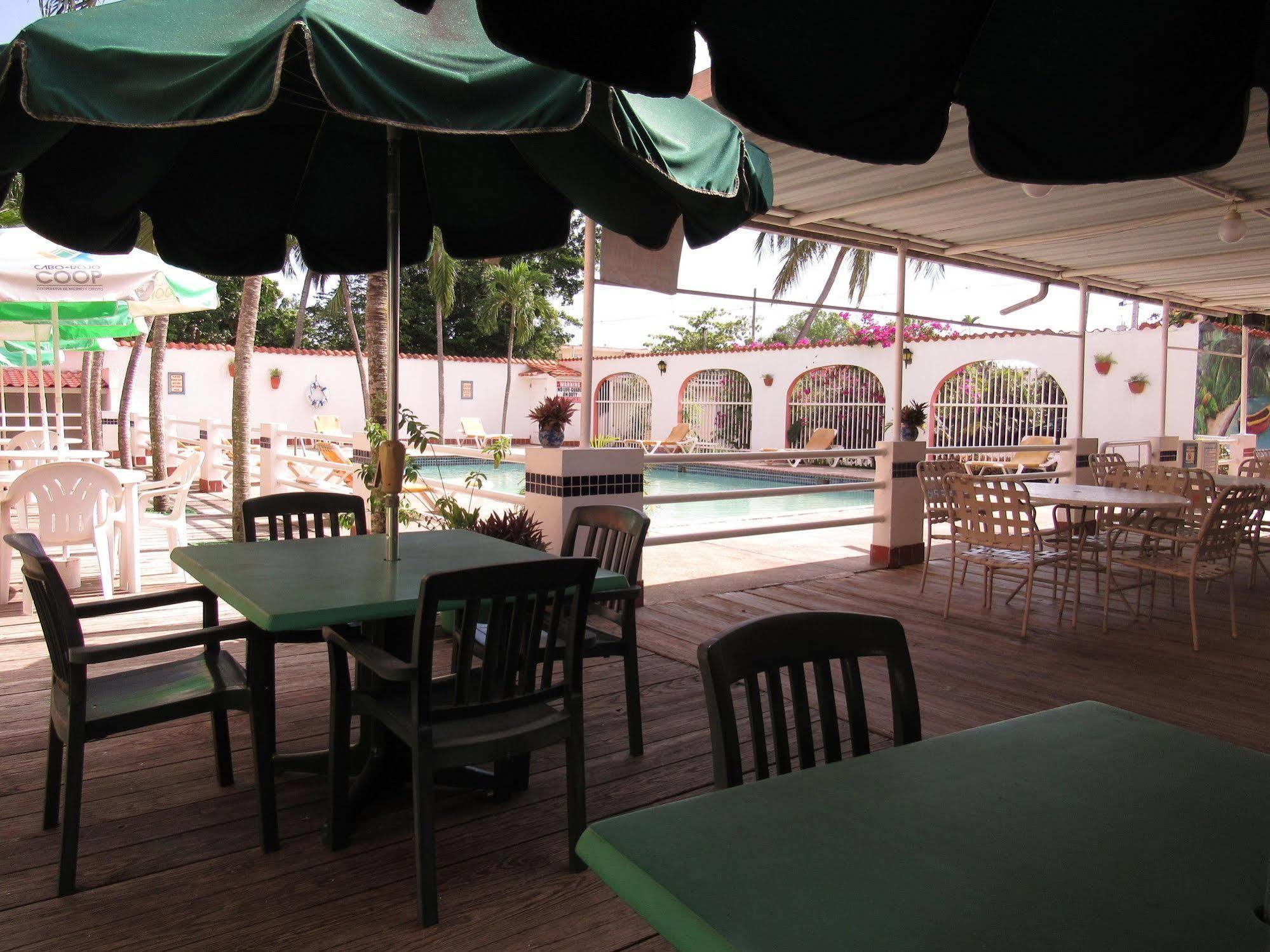 Hotel Perichi'S Cabo Rojo Exterior photo